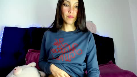  Nicol  online show from December 12, 2024, 12:05 am