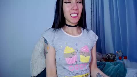 Snapshot of cleopatra_cute chatting on January 17, 2026, 2:38 am Nicol online show from January 17, 2026, 2:38 am