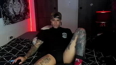 cleo y maikol online show from November 14, 2025, 8:35 am