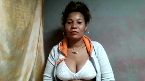 clerine94 online show from June 27, 2026, 12:22 pm