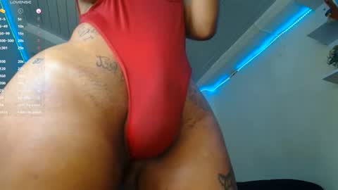 Snapshot of clermontt chatting on July 26, 2026, 10:55 am clermontt online show from July 26, 2026, 10:55 am