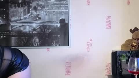 Clever Sexy online show from December 13, 2025, 8:04 pm