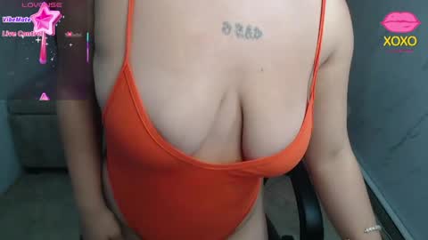 Clhoe online show from May 5, 2026, 8:39 pm