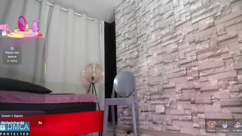 Clhoe online show from September 26, 2025, 3:10 am