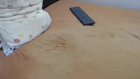 John online show from October 25, 2025, 8:00 am