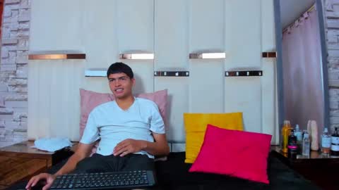 Clio And Demeteer online show from September 16, 2025, 3:40 am