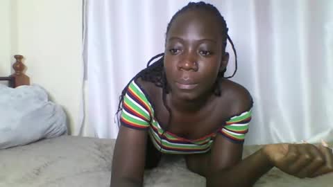 clittygirl52 online show from December 13, 2024, 7:32 pm