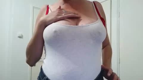 Snapshot of clittytastic chatting on July 31, 2026, 6:57 am Syl online show from July 31, 2026, 6:57 am