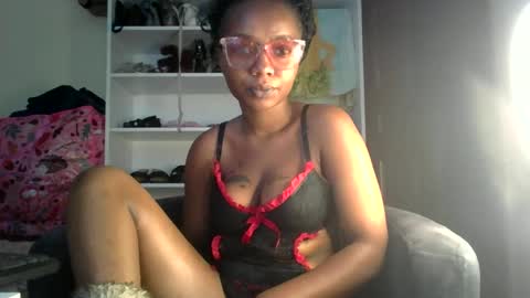 clittyxcandy online show from February 26, 2025, 7:31 am