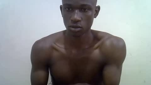 clive_damian online show from February 12, 2026, 9:59 am