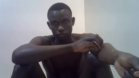 clive_damian online show from April 29, 2026, 3:32 am