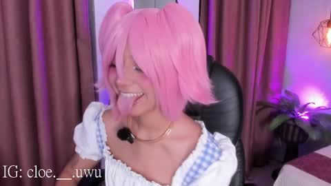 Cloe online show from November 25, 2025, 12:16 pm