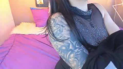 Cloe Bridgee online show from February 9, 2025, 9:05 am