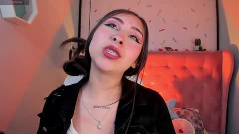 Cloe  online show from February 1, 2025, 9:19 pm