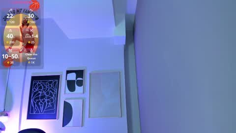 Cloe  online show from September 16, 2025, 10:33 pm