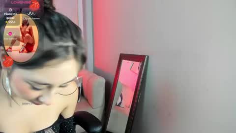 Cloe  online show from September 19, 2025, 8:53 pm