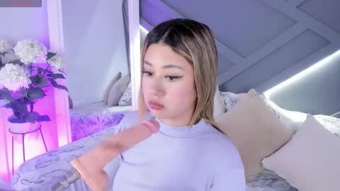 cloe_palmeer online show from December 17, 2025, 8:31 am