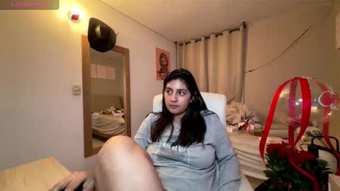 Snapshot of cloe_small08 chatting on February 20, 2026, 6:26 am cloe small online show from February 20, 2026, 6:26 am