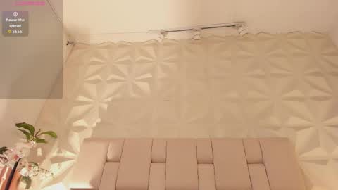 Cloe online show from March 28, 2026, 8:19 pm