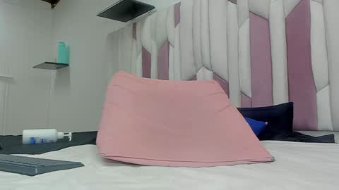 Cloe  Stanfort online show from January 14, 2025, 1:15 am