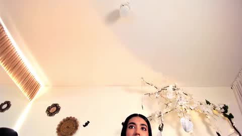 Snapshot of cloe_taylor__ chatting on October 18, 2025, 3:53 am CLOE online show from October 18, 2025, 3:53 am