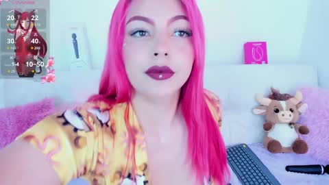 cloee lovee online show from May 27, 2026, 7:11 pm