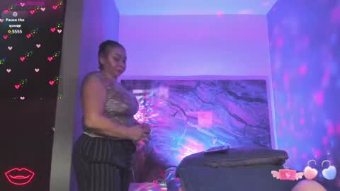 Snapshot of cloee_rabbyt chatting on January 28, 2025, 11:17 am CLOE online show from January 28, 2025, 11:17 am