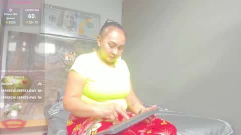 Snapshot of cloee_rabbyt chatting on March 6, 2025, 6:26 pm CLOE online show from March 6, 2025, 6:26 pm