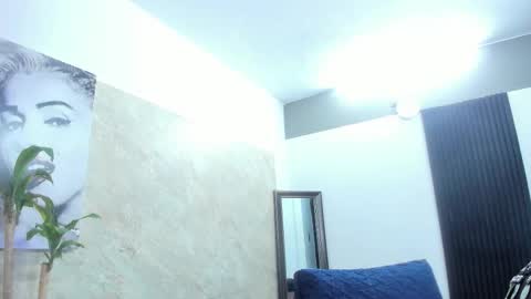 Snapshot of cloee_rabbyt chatting on November 20, 2025, 11:21 am CLOE online show from November 20, 2025, 11:21 am