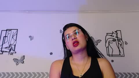 Snapshot of cloehonney chatting on September 24, 2025, 7:06 pm cloe online show from September 24, 2025, 7:06 pm