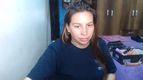 cloepregnant25 online show from March 30, 2026, 8:32 pm