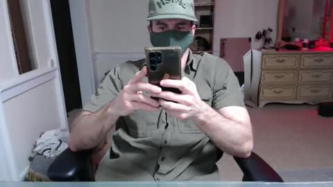 Snapshot of cloud900x chatting on February 18, 2026, 10:17 pm Cloud online show from February 18, 2026, 10:17 pm