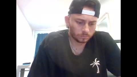 tallhungandcloudy online show from May 6, 2026, 3:57 am