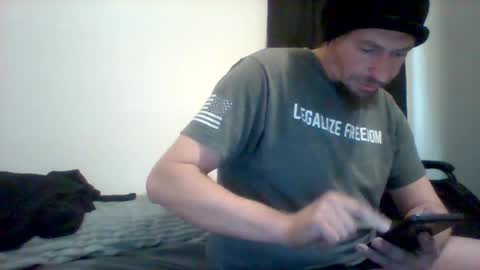 cloudyystarr666 online show from February 17, 2025, 5:21 pm