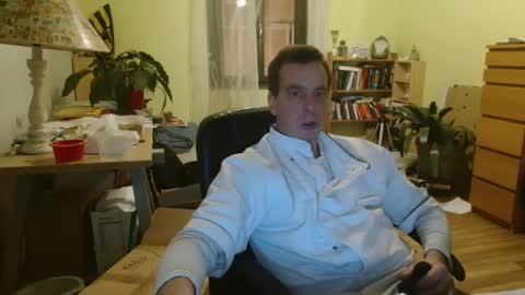 Snapshot of clouplefun chatting on January 22, 2025, 6:42 am clouplefun online show from January 22, 2025, 6:42 am