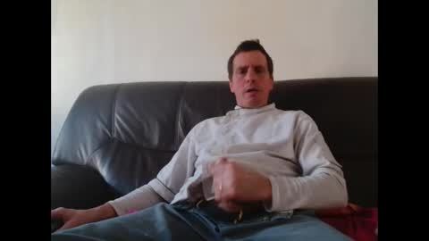 clouplefun online show from November 27, 2025, 1:13 pm