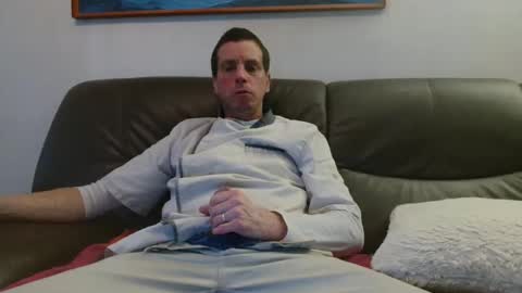 clouplefun online show from February 20, 2026, 8:05 am