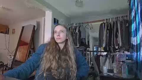 Clover online show from June 28, 2026, 12:49 am