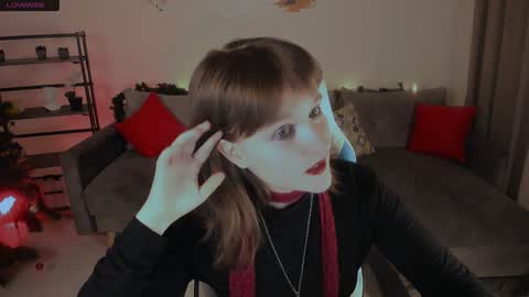  Clover  follow me  online show from January 12, 2025, 6:27 pm