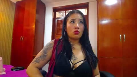 Clovy Zenvy online show from June 15, 2026, 11:12 am