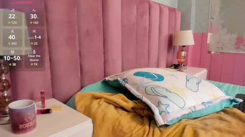 Eilyn online show from December 30, 2024, 3:13 pm