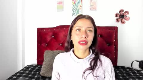 Snapshot of cloyks chatting on December 19, 2025, 3:24 am cloyks online show from December 19, 2025, 3:24 am