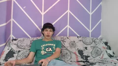 Snapshot of club_latinboys chatting on October 13, 2025, 7:36 pm club_latinboys online show from October 13, 2025, 7:36 pm