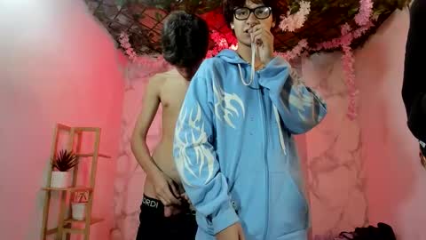 club_latinboys online show from May 9, 2026, 12:27 am