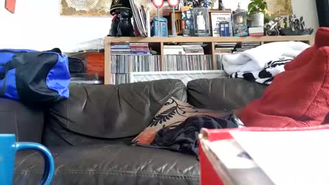 cluck_steel online show from September 22, 2025, 10:06 am