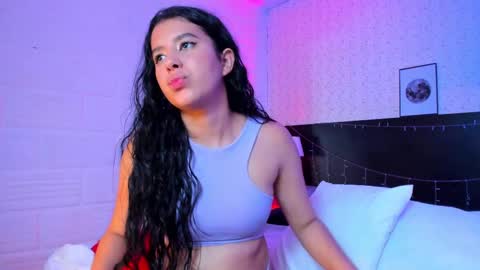 ClydeAndBonniee online show from March 10, 2025, 11:49 pm