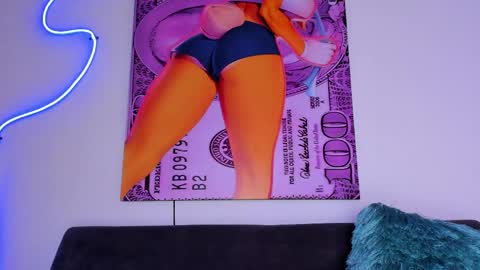 cmila0713 online show from May 15, 2026, 11:12 pm