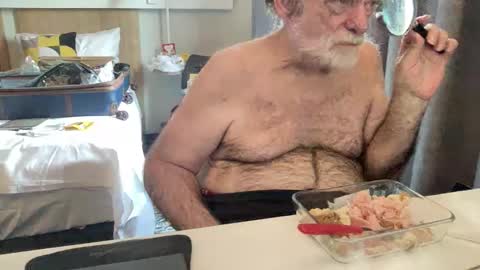 Coach Karl Porn Star Tip me all the way to my next trip online show from January 18, 2026, 1:04 pm