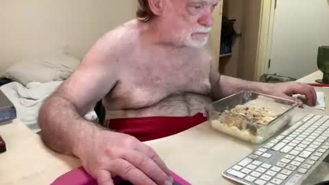 Snapshot of coach_karl chatting on July 8, 2026, 1:04 pm Coach Karl Porn Star Tip me all the way to my next trip online show from July 8, 2026, 1:04 pm