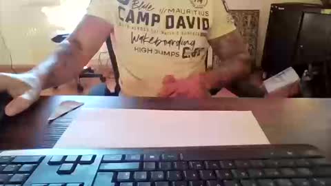 cock4onenight online show from September 23, 2025, 8:50 am